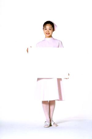 インプラントの依頼先の下調べの方法