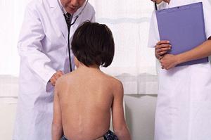 「家族の歯を守る！痛みの少ない削らない歯医者の選び方と治療法ガイド」